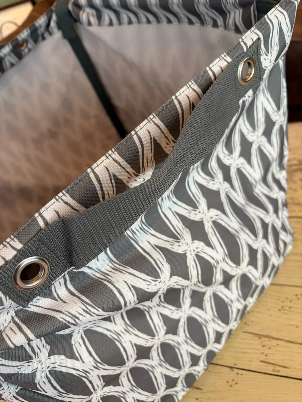 thirty-one stylish gray